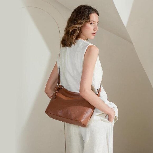 Soft Slouchy Real Leather Crossbody Purse – Perfect for Everyday Elegance - Picture 2 of 6